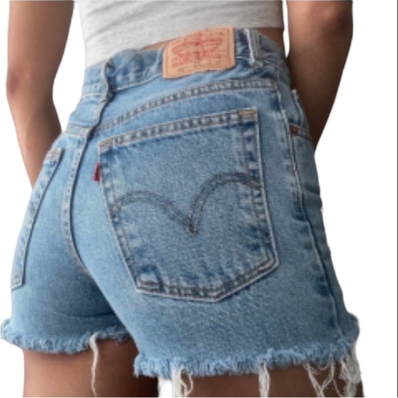 Levi's Pants - Levi's 550 Relaxed Blue Jean Shorts Frayed Hem Women’s 12 Cut offs